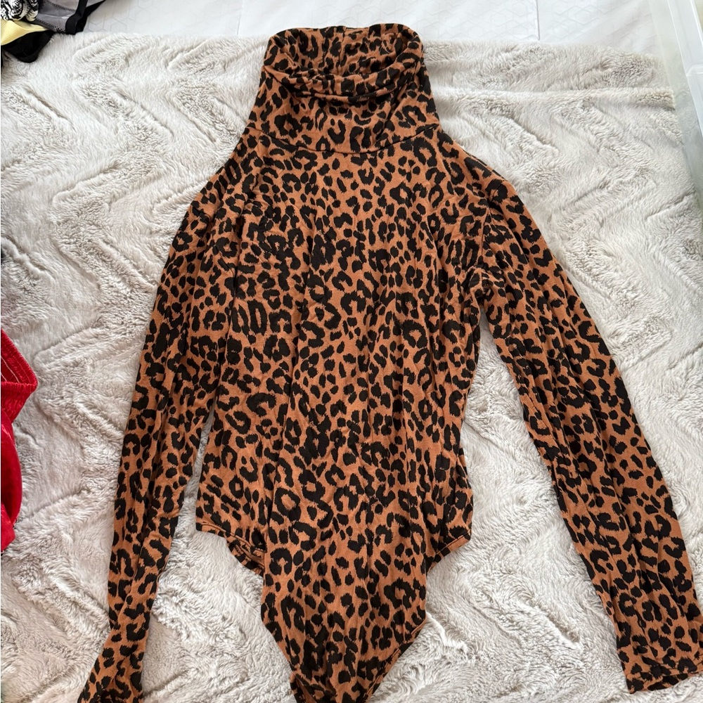 PrettyLittleThing Black and Brown Asymmetrical Bodysuit